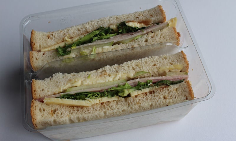 Asda Wiltshire Ham & British Cheddar Ploughman's in clear container