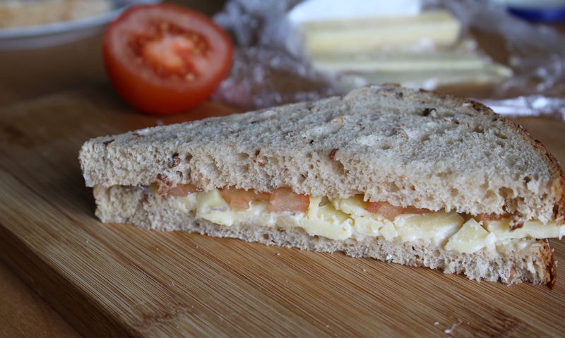 Cheese & Tomato Sandwich Recipe