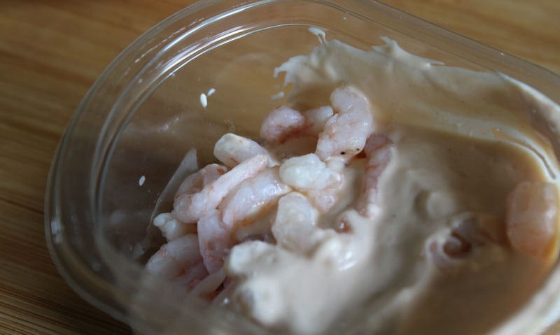 Tesco Prawn Cocktail Sandwich, sauce in tub