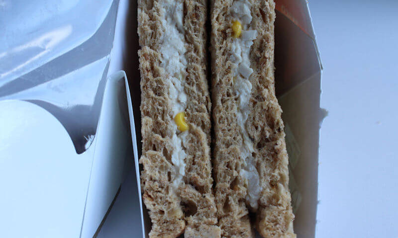 Tesco Chicken & Sweetcorn Sandwich, rip open