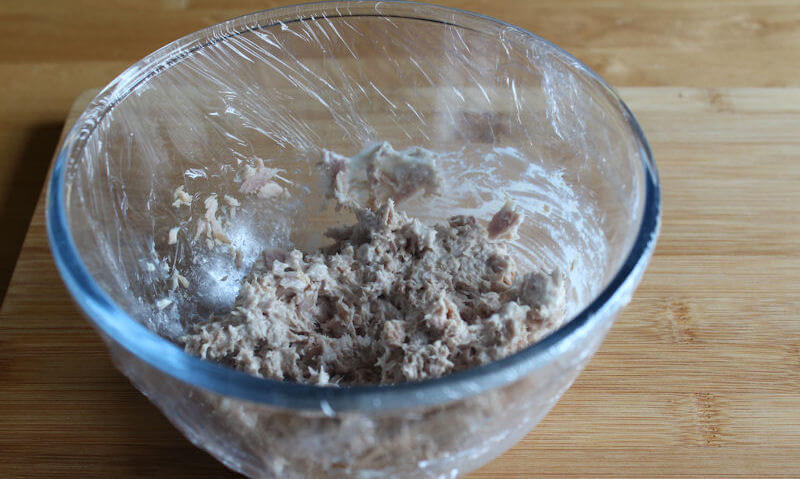 Saran wrap used to seal up tuna in bowl too add to fridge